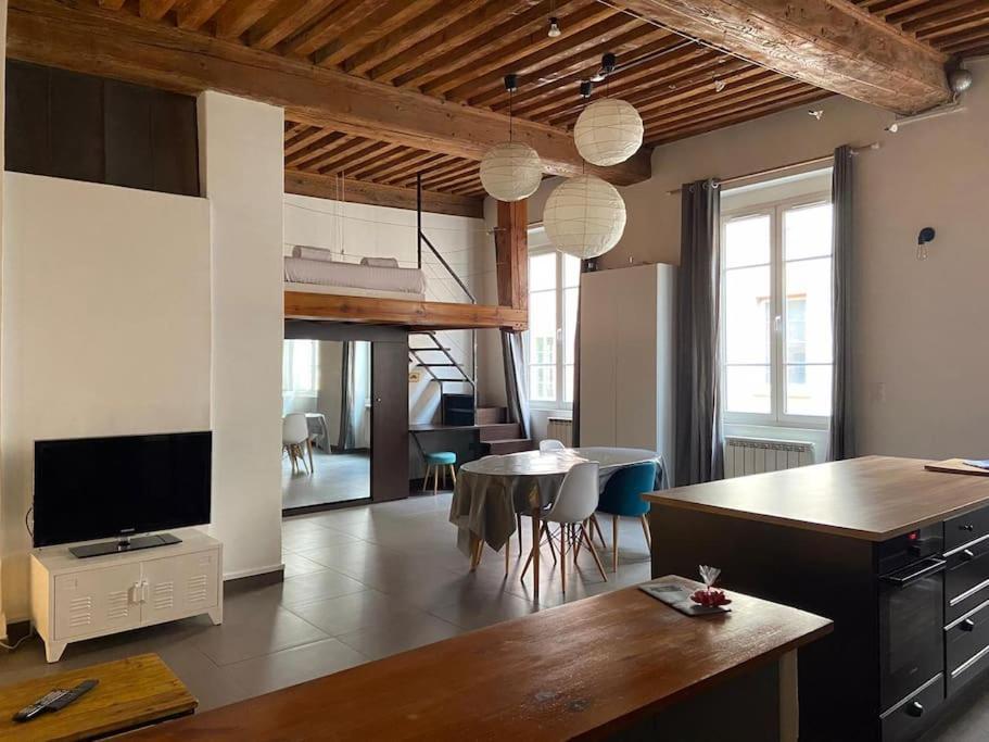 Loft Au Coeur De Croix-rousse - Pour 2 Pers