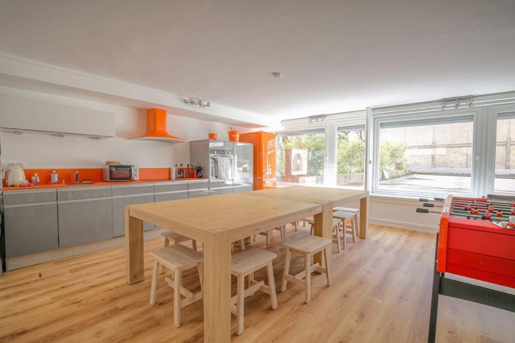 Happy Days, 150m2 De Divertissement, 7 Apartment