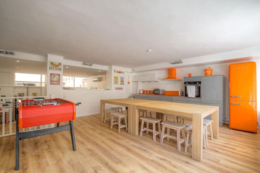 Happy Days, 150m2 De Divertissement, 7 Apartment
