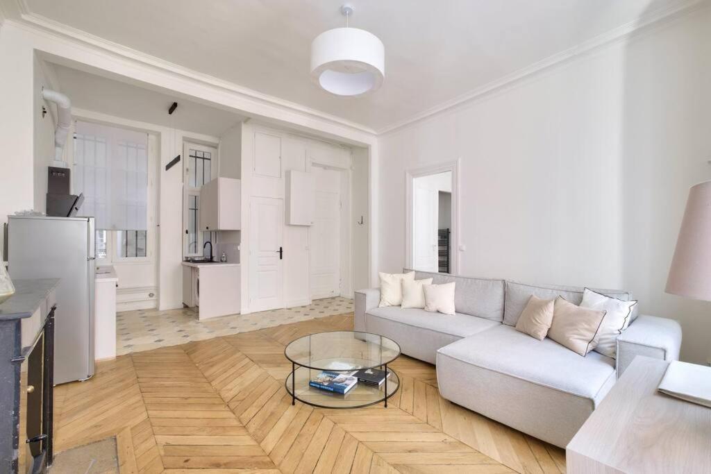 Renovated 1br Flat Near L Pradel Metro Station