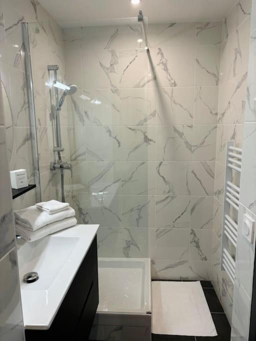 L'olivier - Calme, Chaleureux, Proche Transports Apartamento Lyon