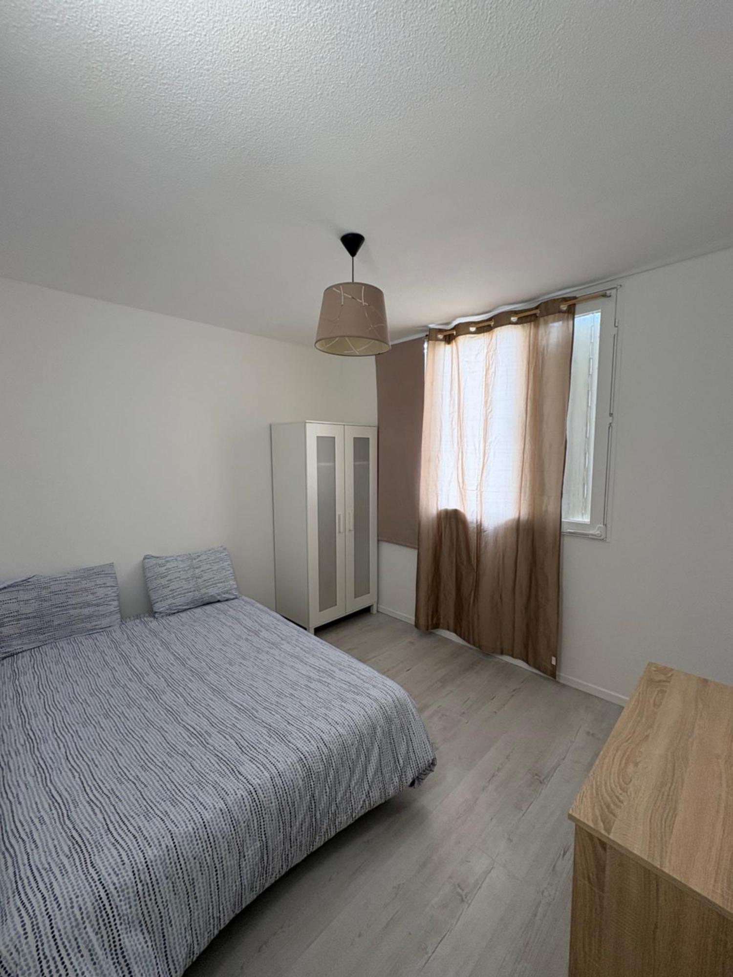 Spacieux 4 Apartment *