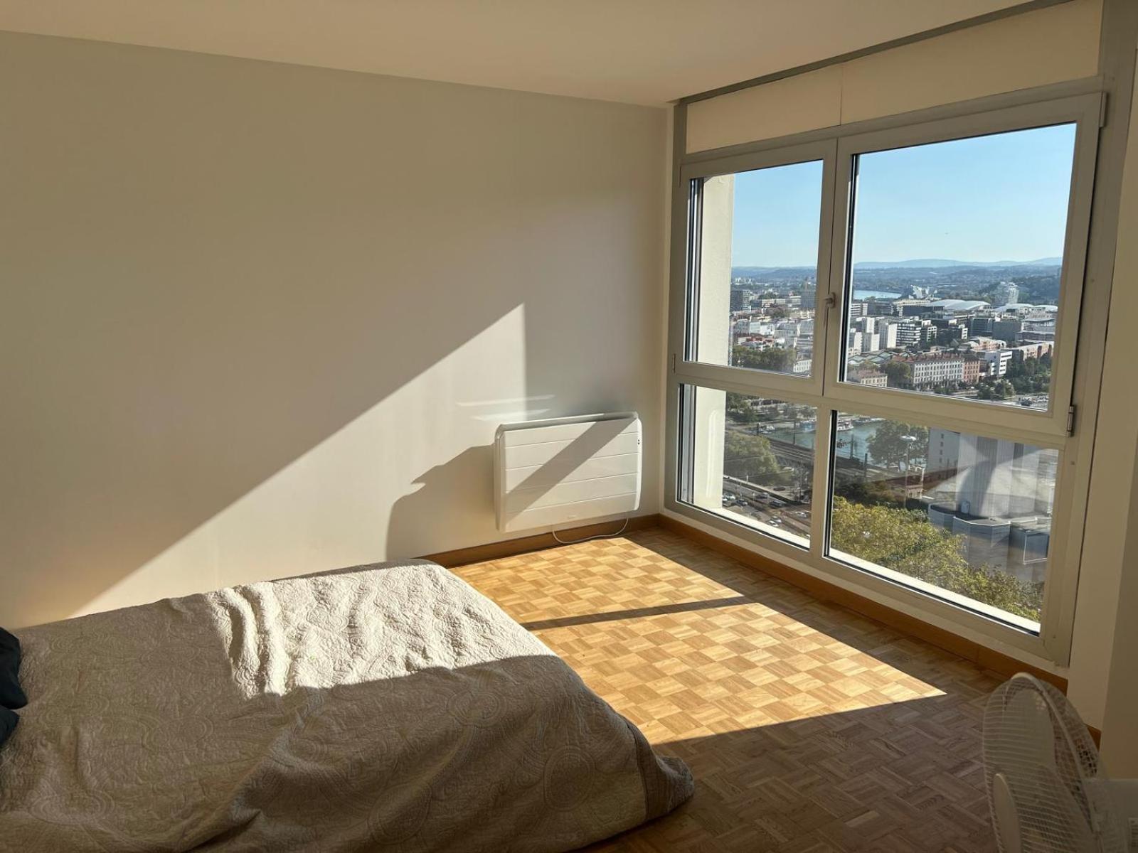 Dans Les Hauteurs De Proche Fourviere Chez L Homestay *