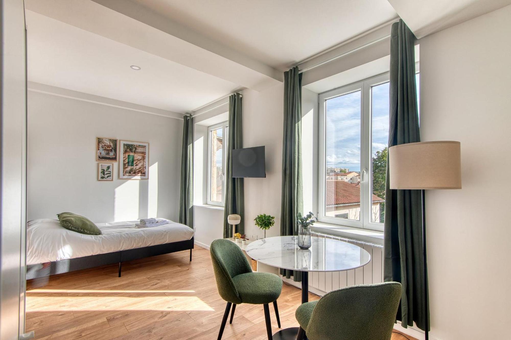 L'olivier - Cosy Renove Au Coeur De 5eme Lyon