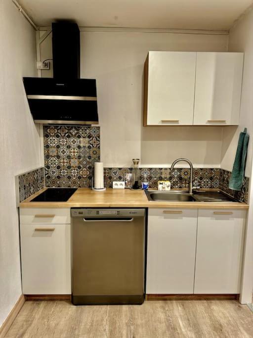 Apartamento T3 Sauna Box-parking Gratuit Monplaisir-lumiere *