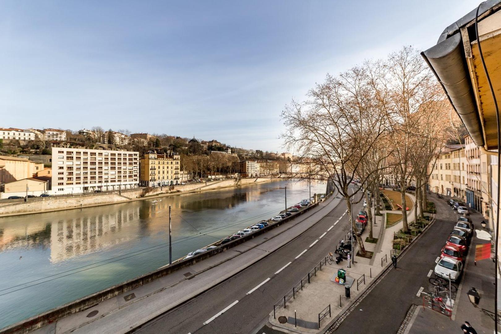 Appartement Loft Mezzanine Vue Incroyable Saone *