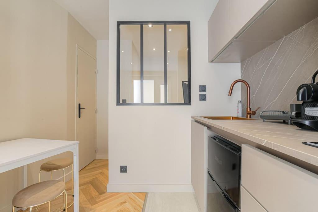 Bright And Comfortable Studio, Saint-didier Apartment Lyon