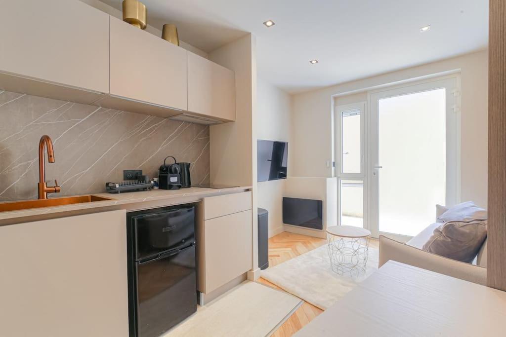 Apartment Bright And Comfortable Studio, Saint-didier Lyon