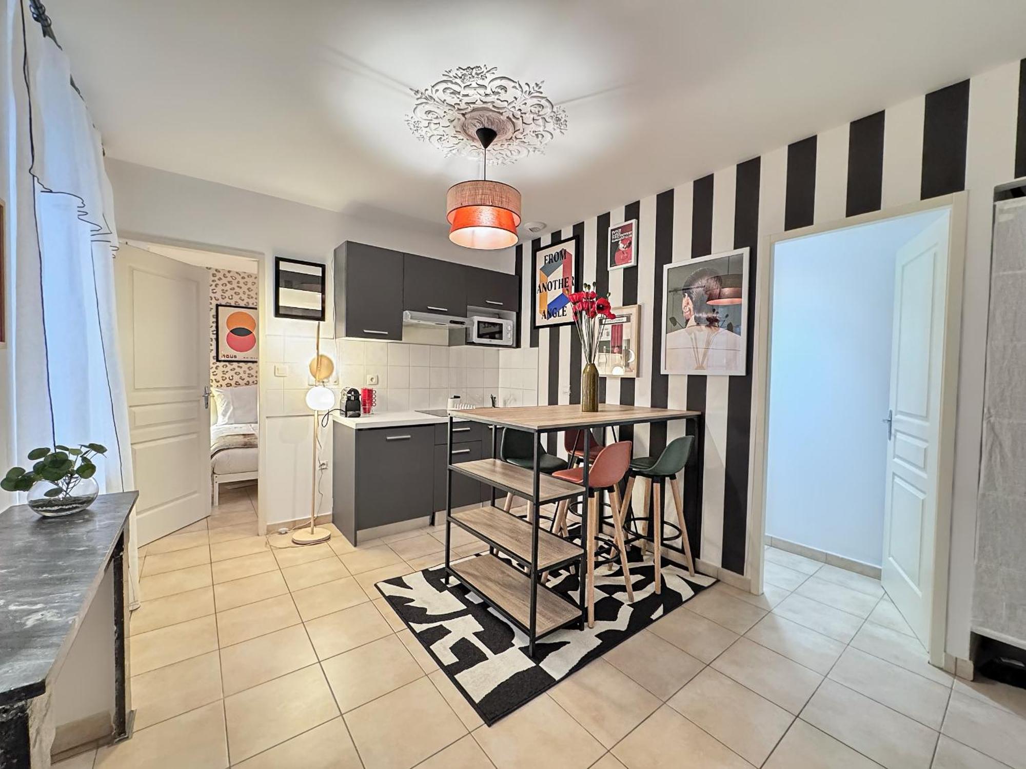 Solstice - Check In H24 - Wifi Apartment Lyon
