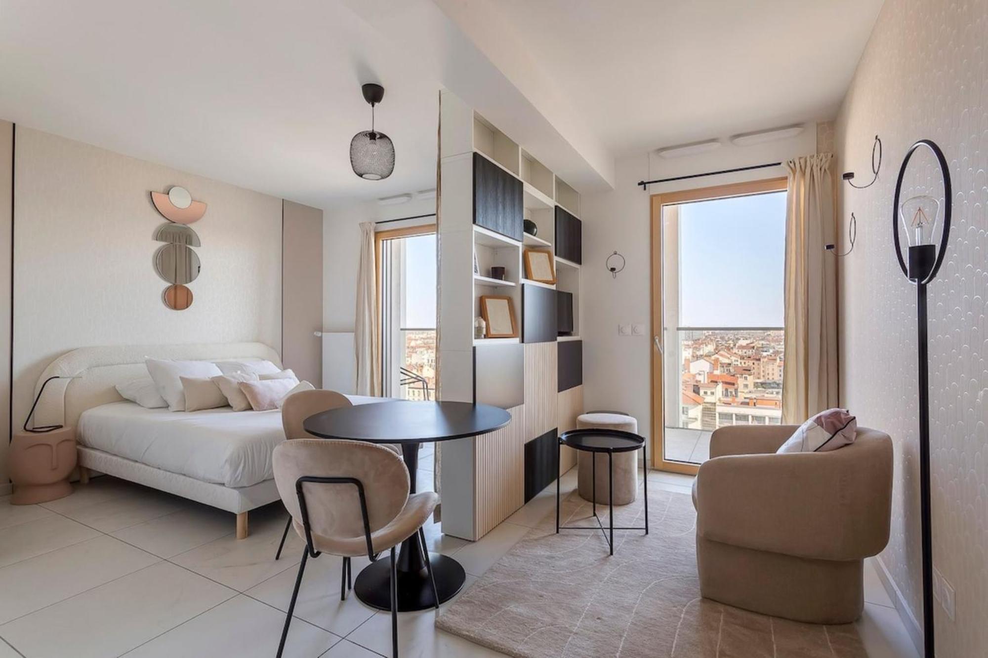 Le 13eme Etage - Lafayette 3 *