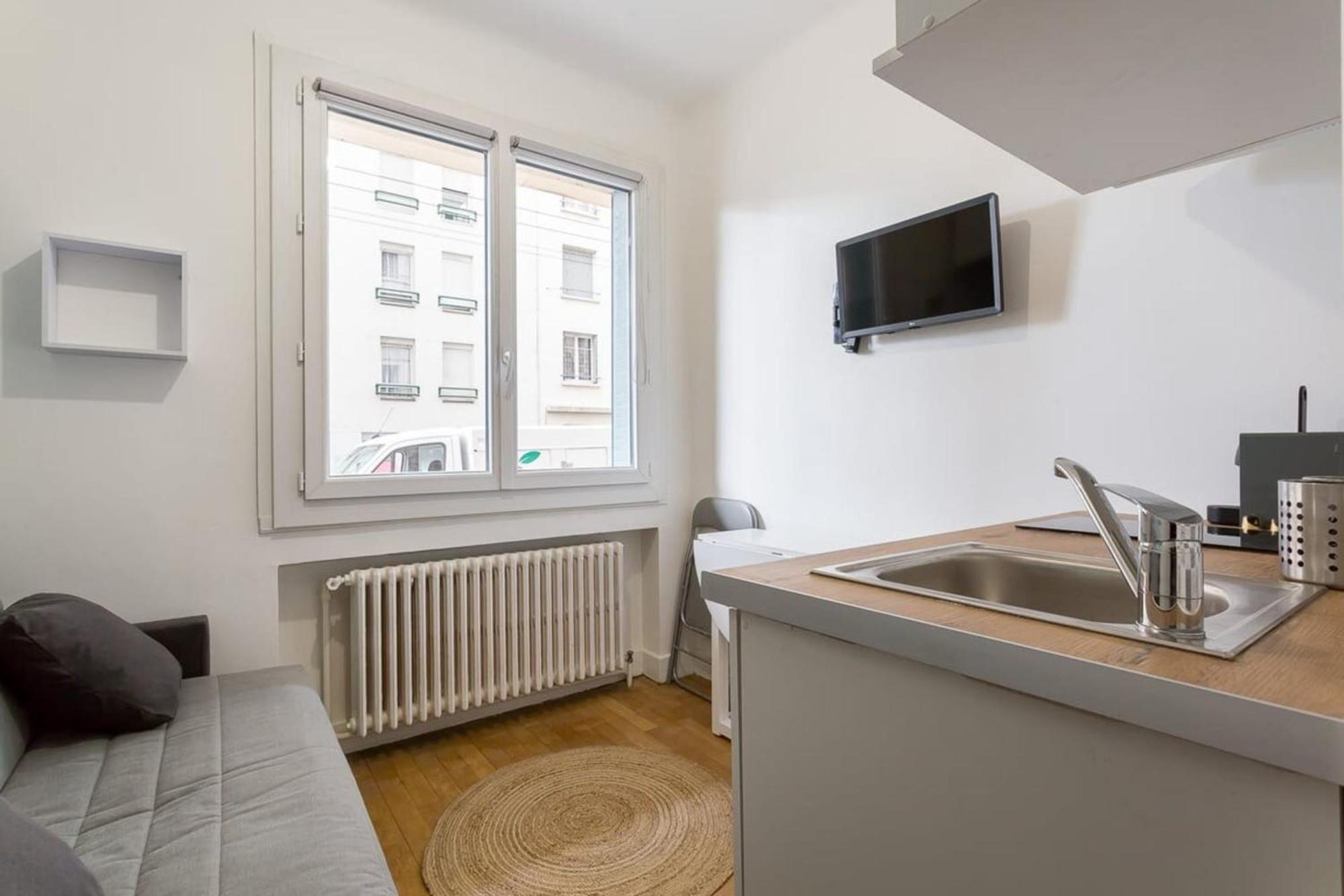 Croix-rousse - Equipe - 13m2 Apartment