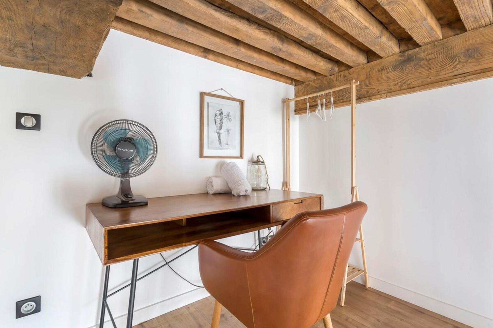 Appartement Burdeau 1st Arrondissement *