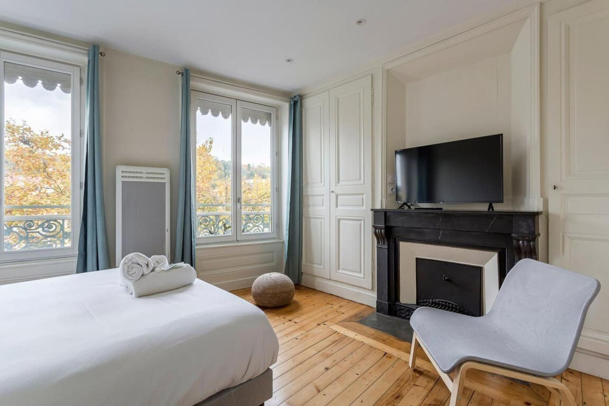 Hamac - Arloing - 6 People Apartment