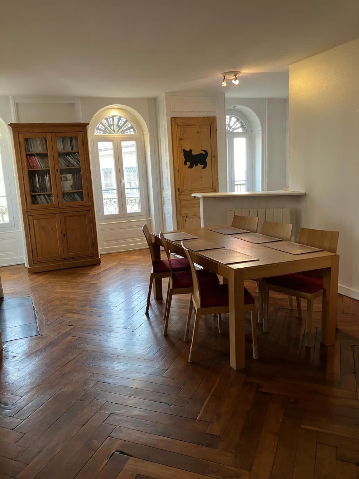 Apartment Lumieres De Saint-nizier 4 People Lyon