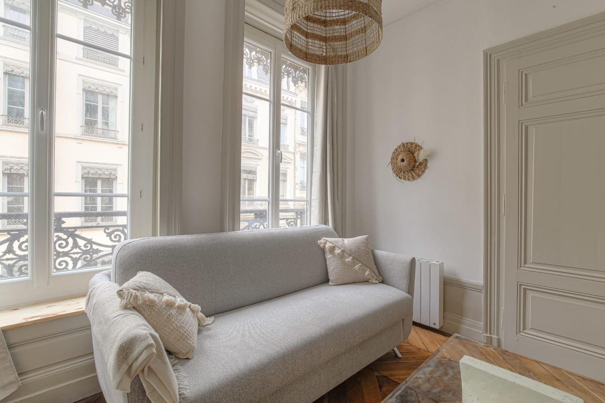 Et Chaleureux A Cordeliers Apartment