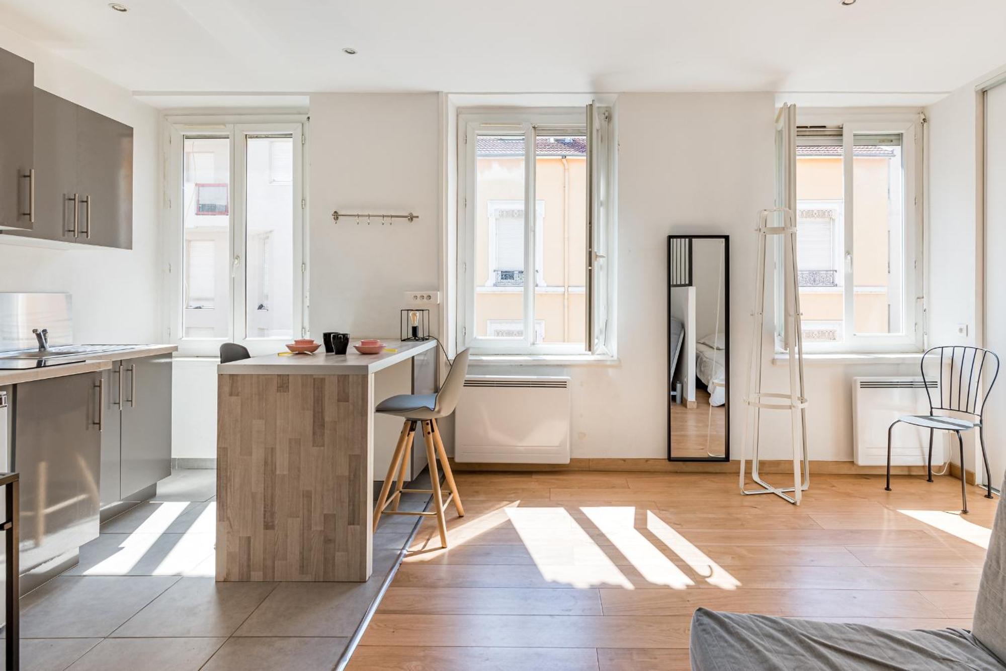 Kao Flat * Lyon