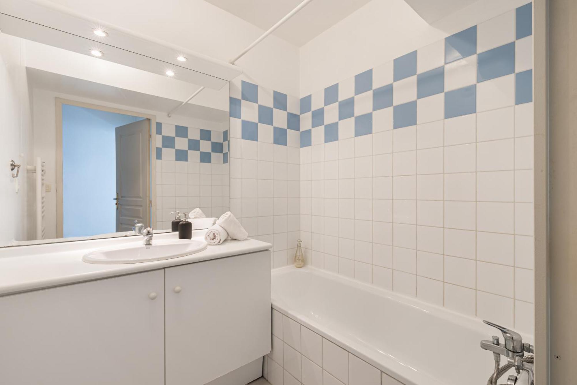 Kao Flat Apartment *