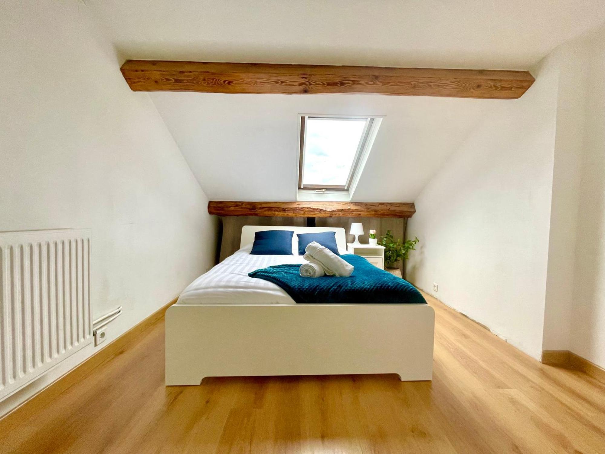 Bngo I Le Spacieux I 9 Personnes, Climatisation, Parking Gratuit, 3 Chambres, 6 Lits, Gare Partdieu, Centre De Apartamento