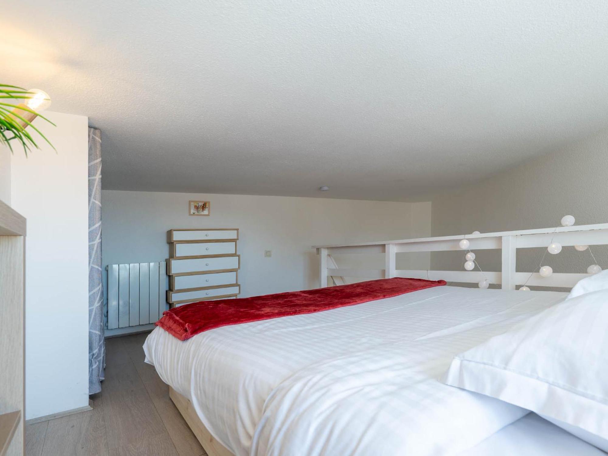 Appartement Bngo I L'elegant I Duplex Croix-rousse Vue Sur Fourviere, 2 Personnes, Cosy Et Moderne *