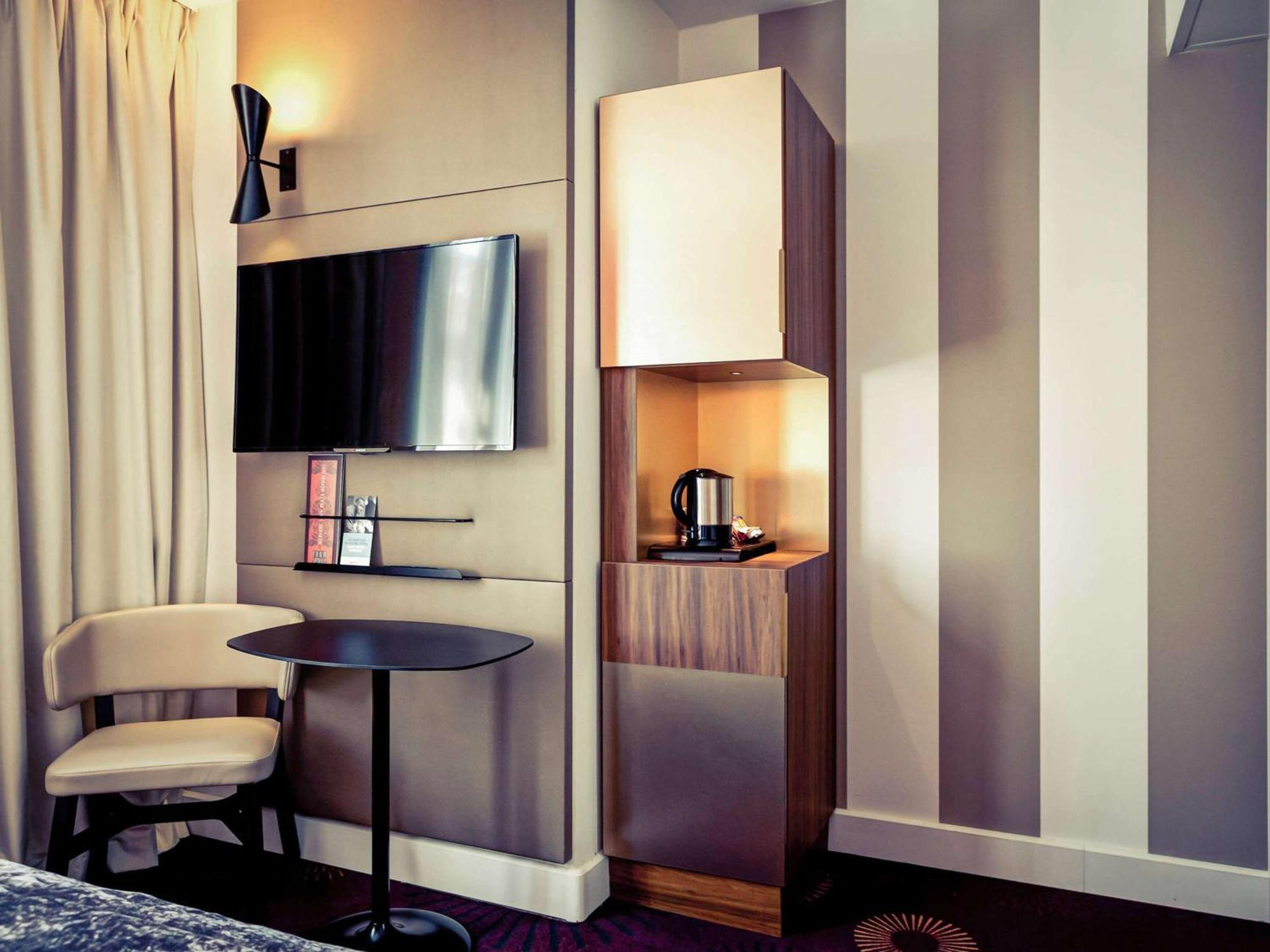 Hotel Mercure Centre Plaza République 4*