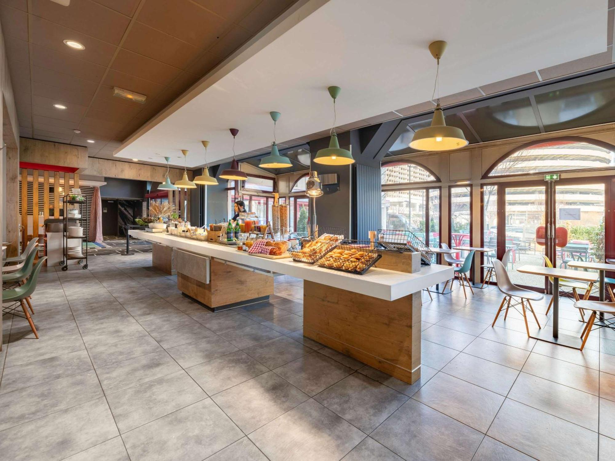 Ibis Part Dieu Les Halles Hotel 3*