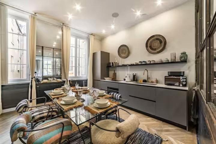 Le Petit - T3 De Grand Standing Au Vieux - Sauna Lyon