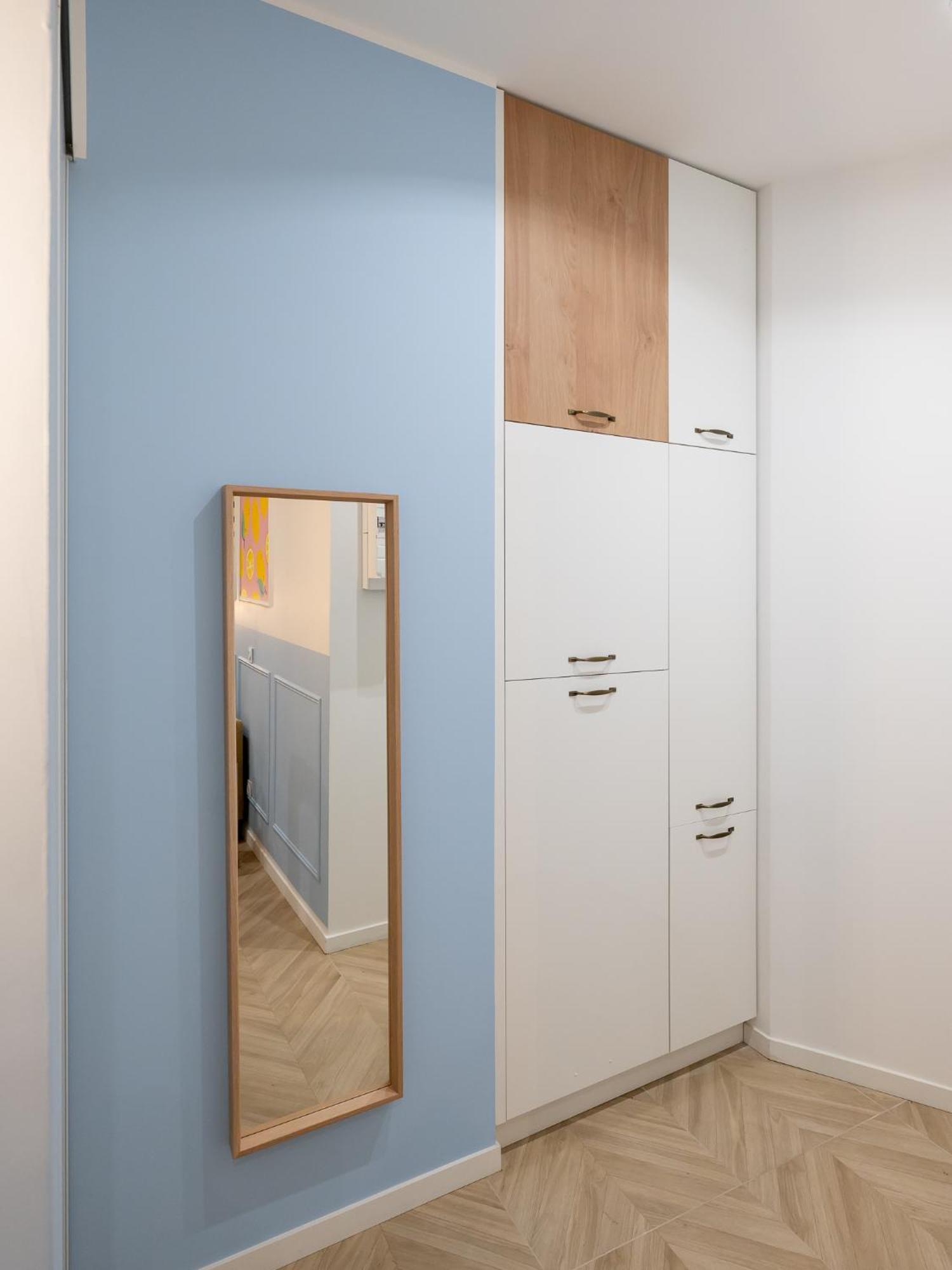 Calm And Design Metro Guichard *