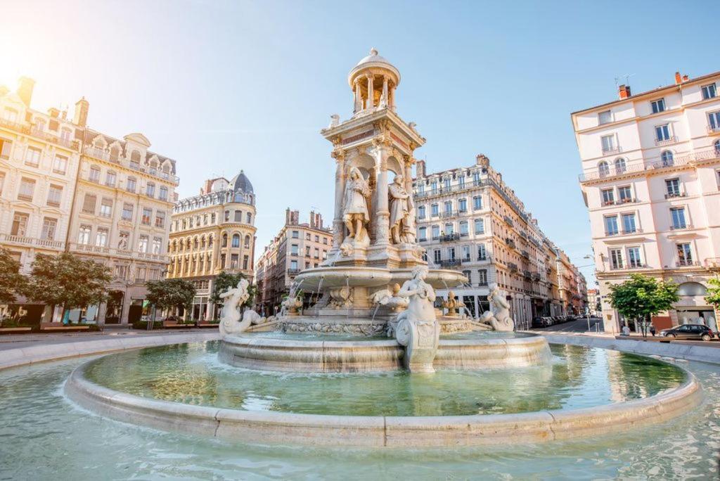 Zola - Furnished - Downtown Appartement *