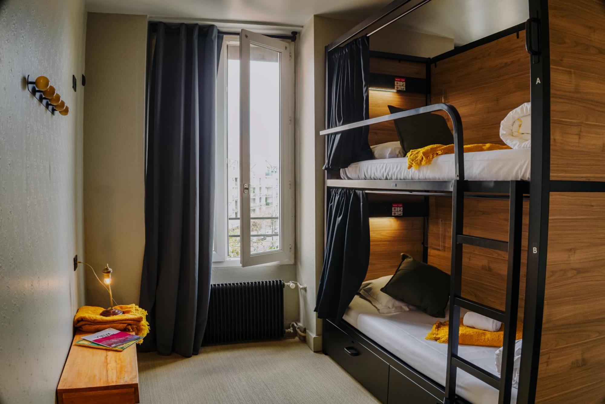 Ho36 * Lyon