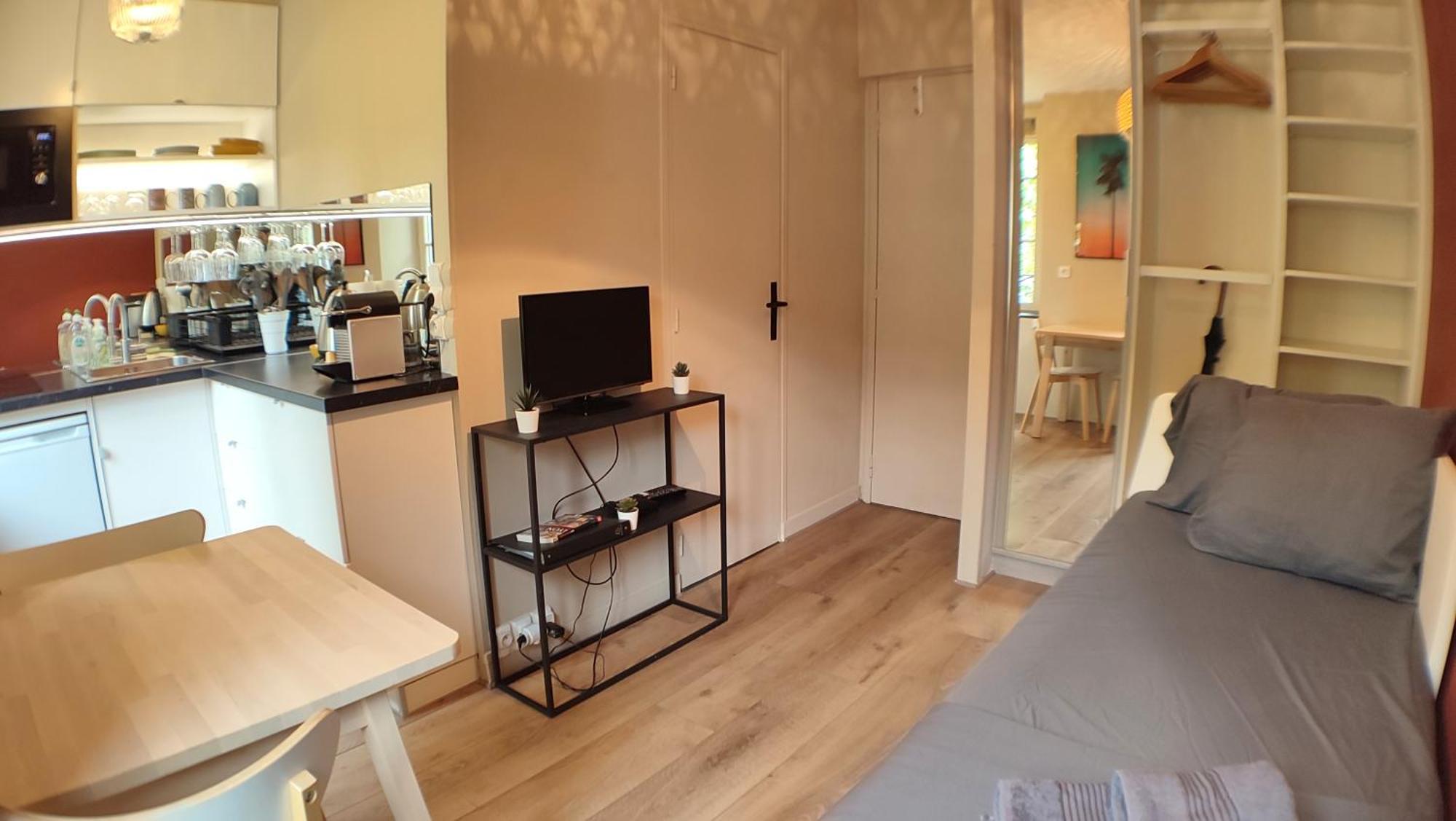 Let's L'escale In Appartement