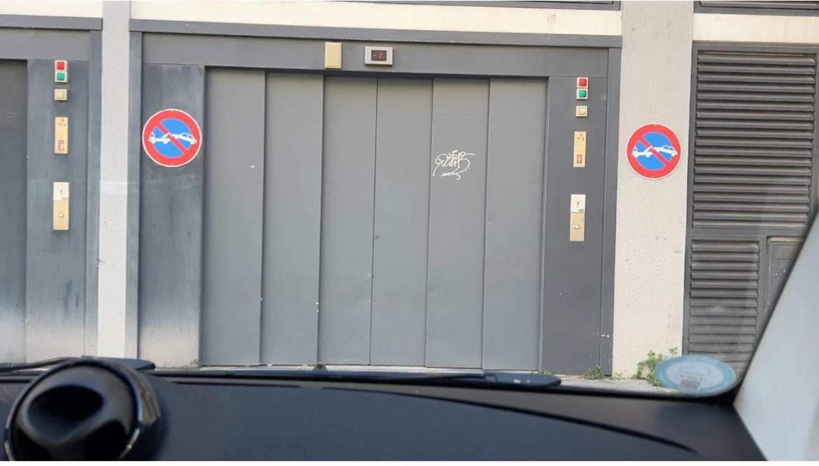 Le Cocon Du Papillon Bleu I 2 Parentales Avec Terrasse En Plein Coeur De I Parking Inclus