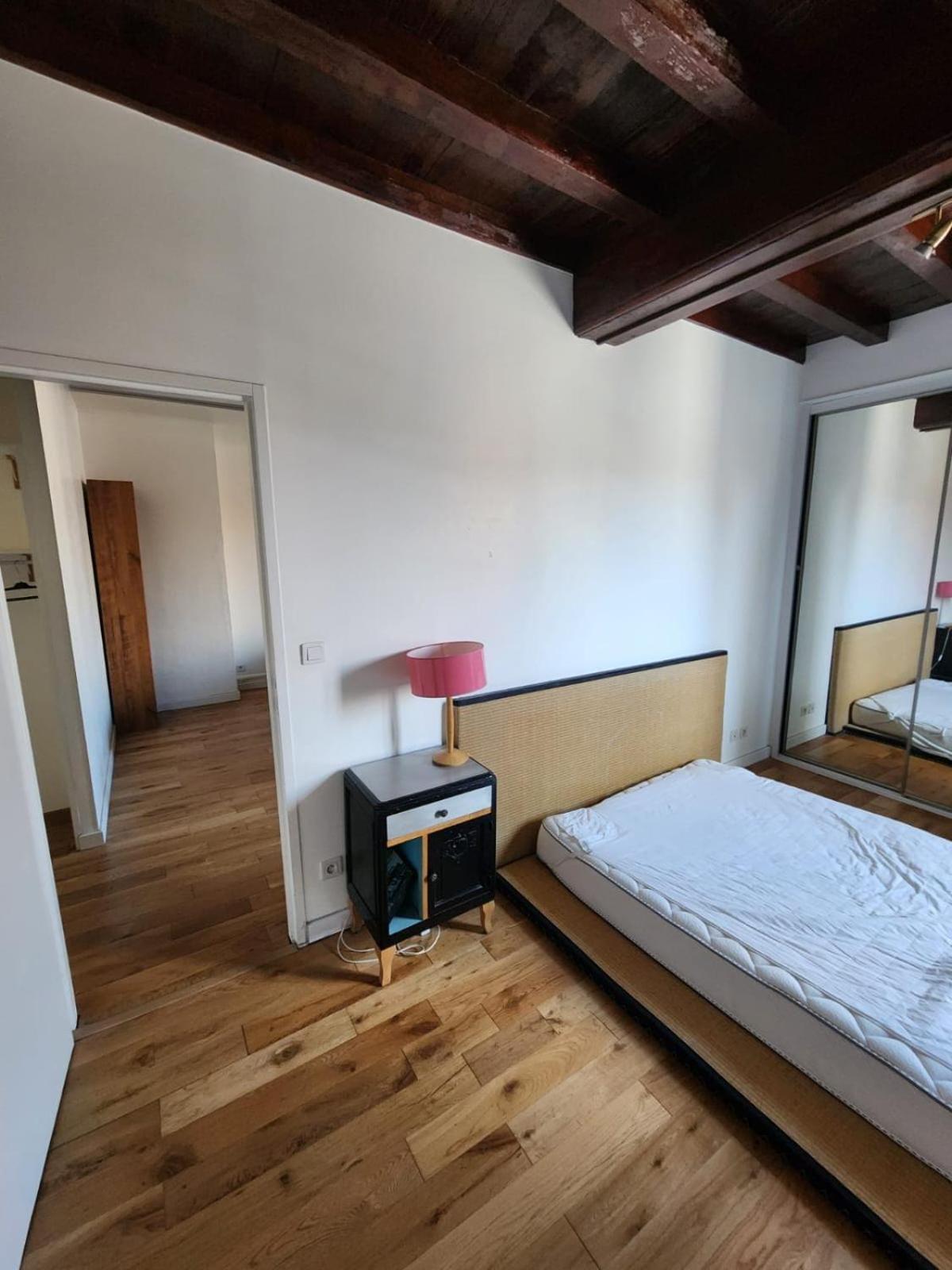Apartment T2 A Proximite Du Metro Valmy *