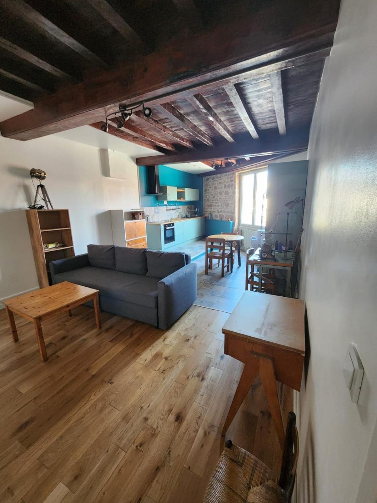 T2 A Proximite Du Metro Valmy Apartment Lyon