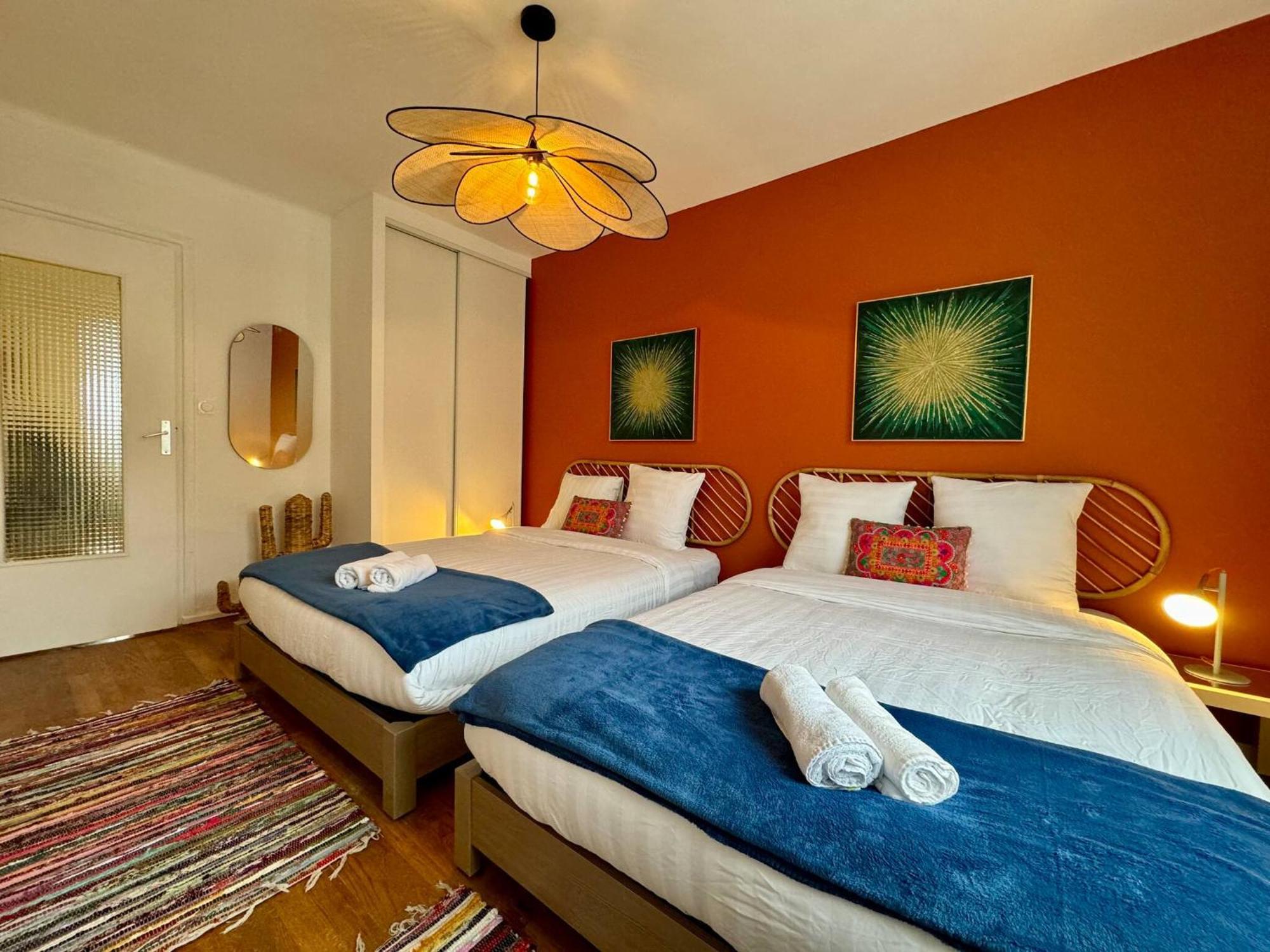 Apartment Alambra Lyon