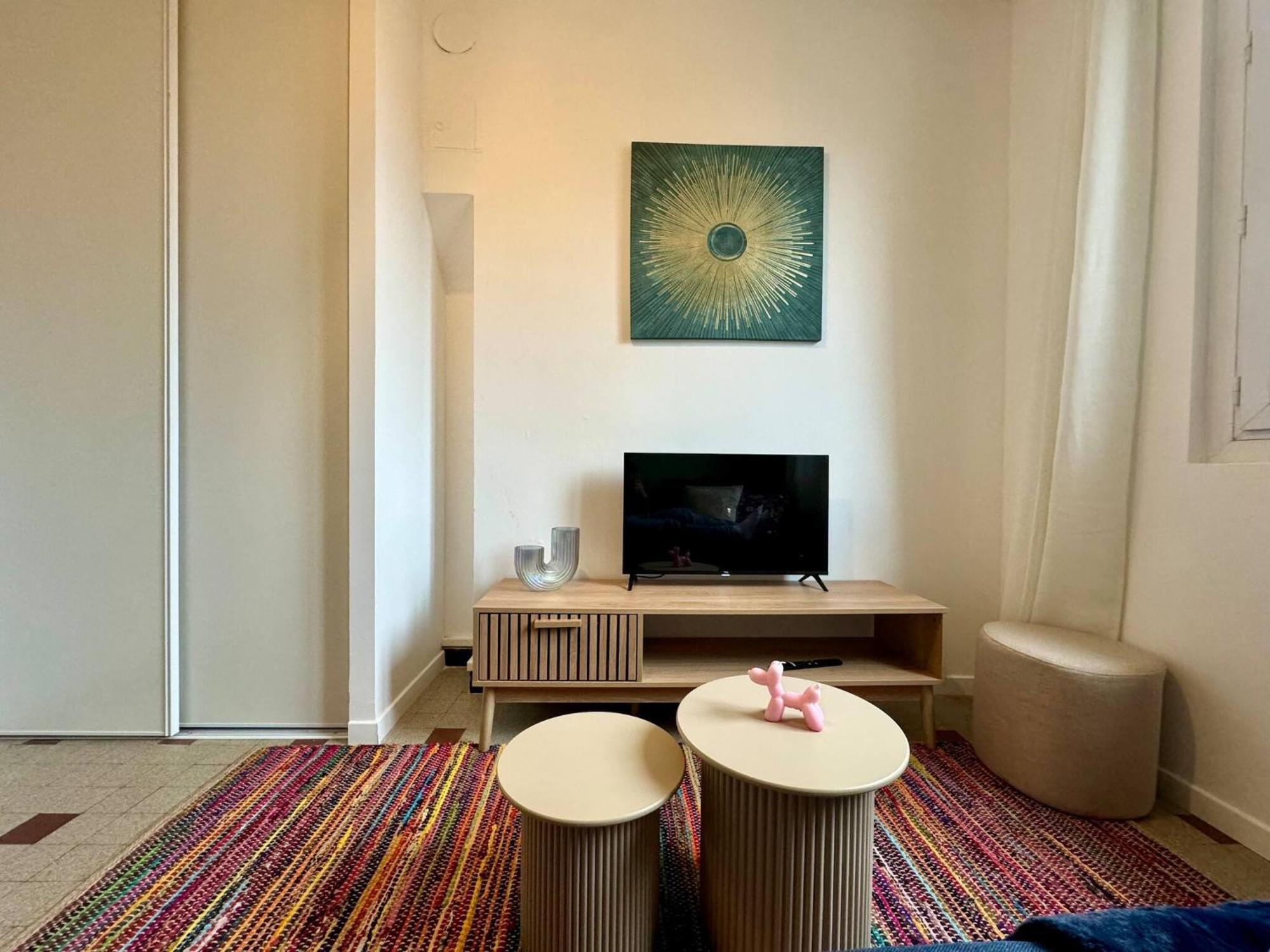Alambra Apartment *