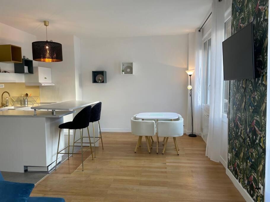 Moderne Et Lumineux, Proche Tete D Or, Apartment *