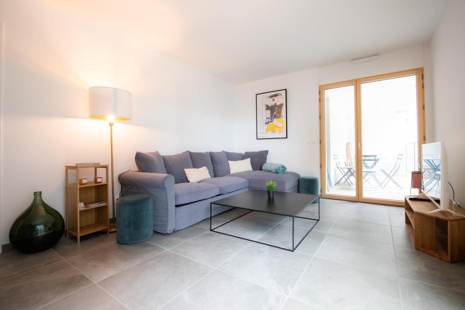 Apartment Le Cosmo - Premium W/ Terrace- Part Dieu