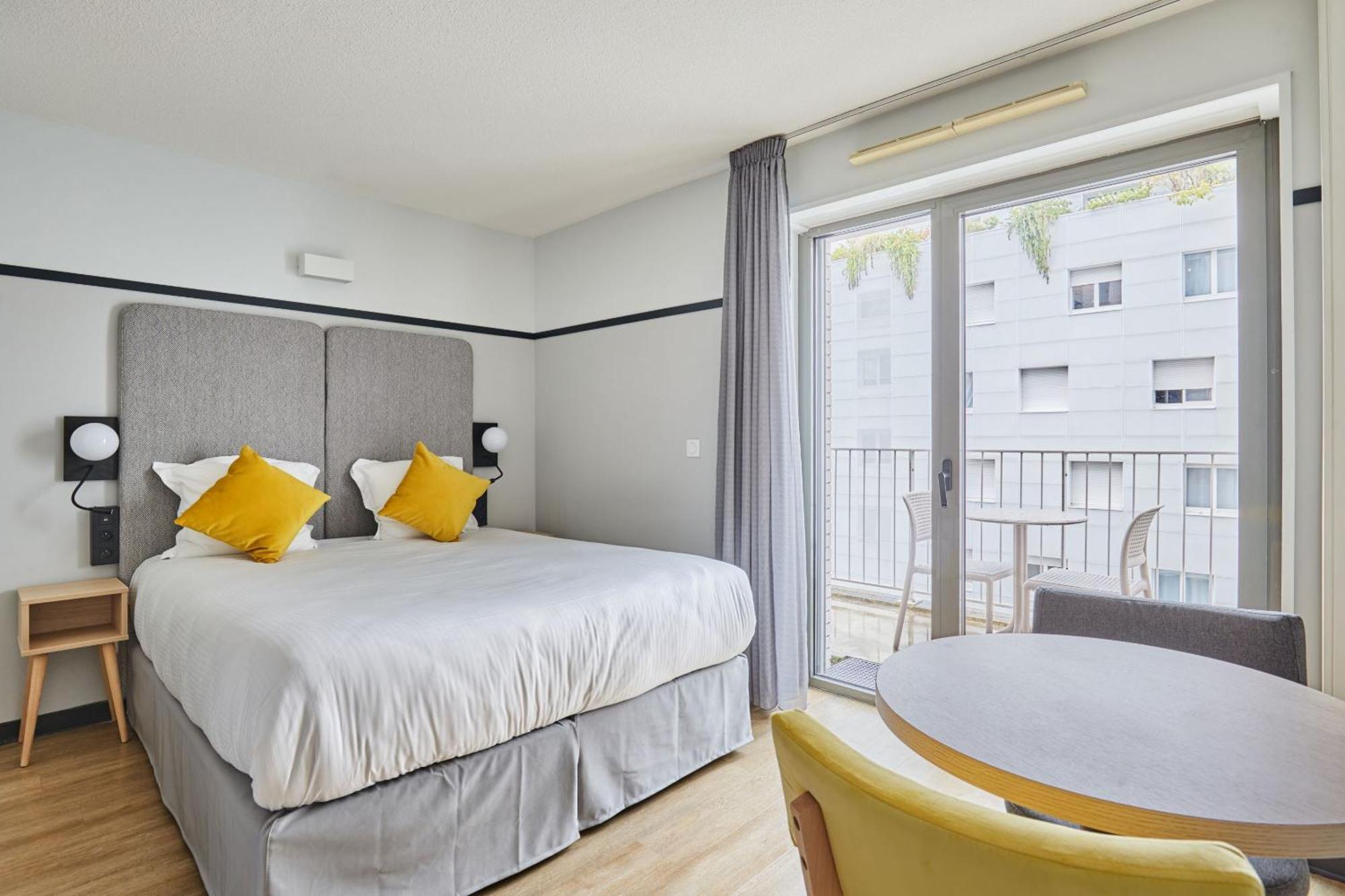 Odalys Confluence Appart hôtel 3*