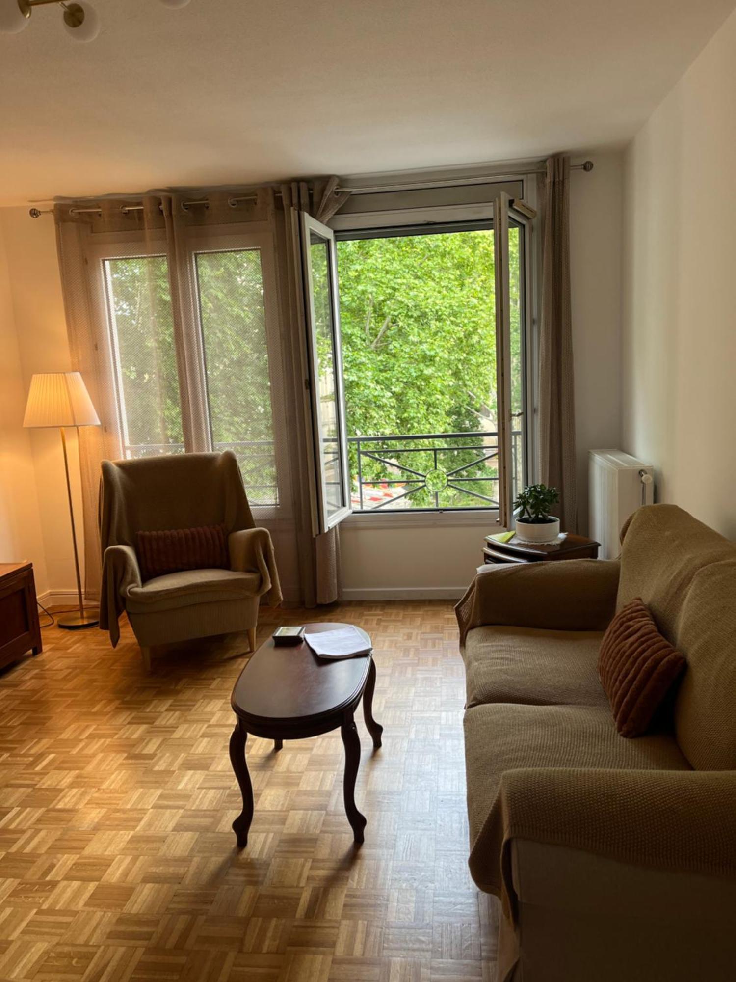 T3 Centre Apartment