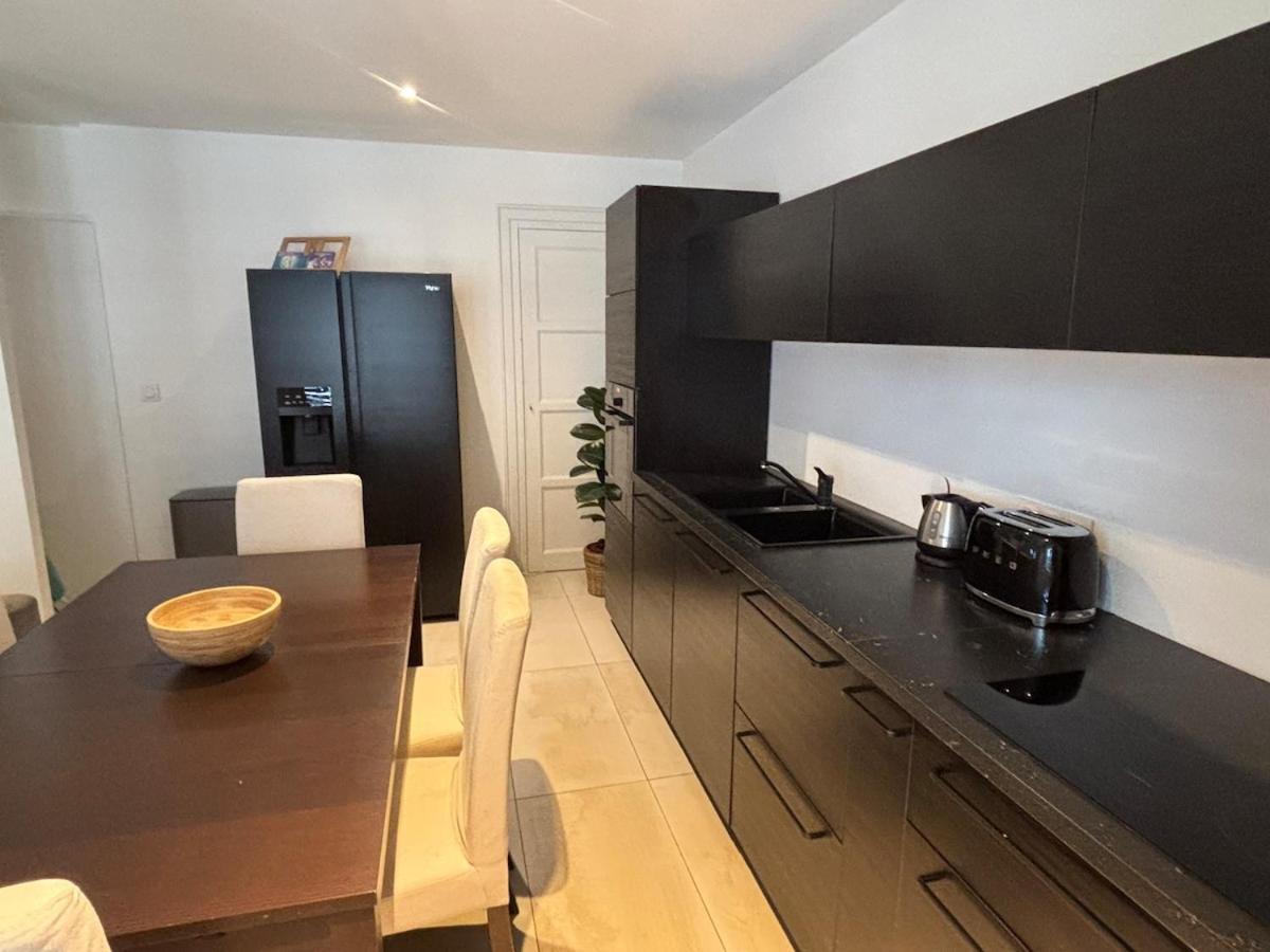 Apartamento Spacious Bright Flat 300m From River Bank *