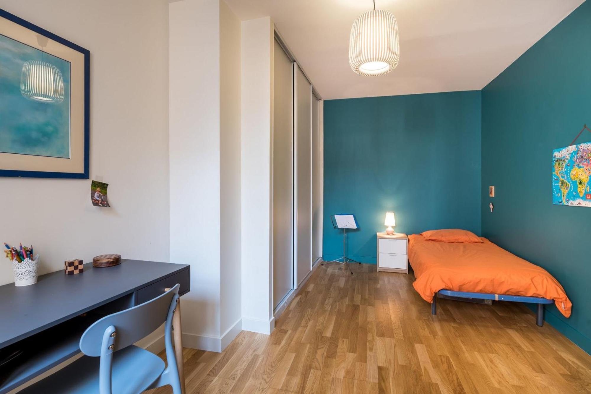 - Renovated Floor Lyon