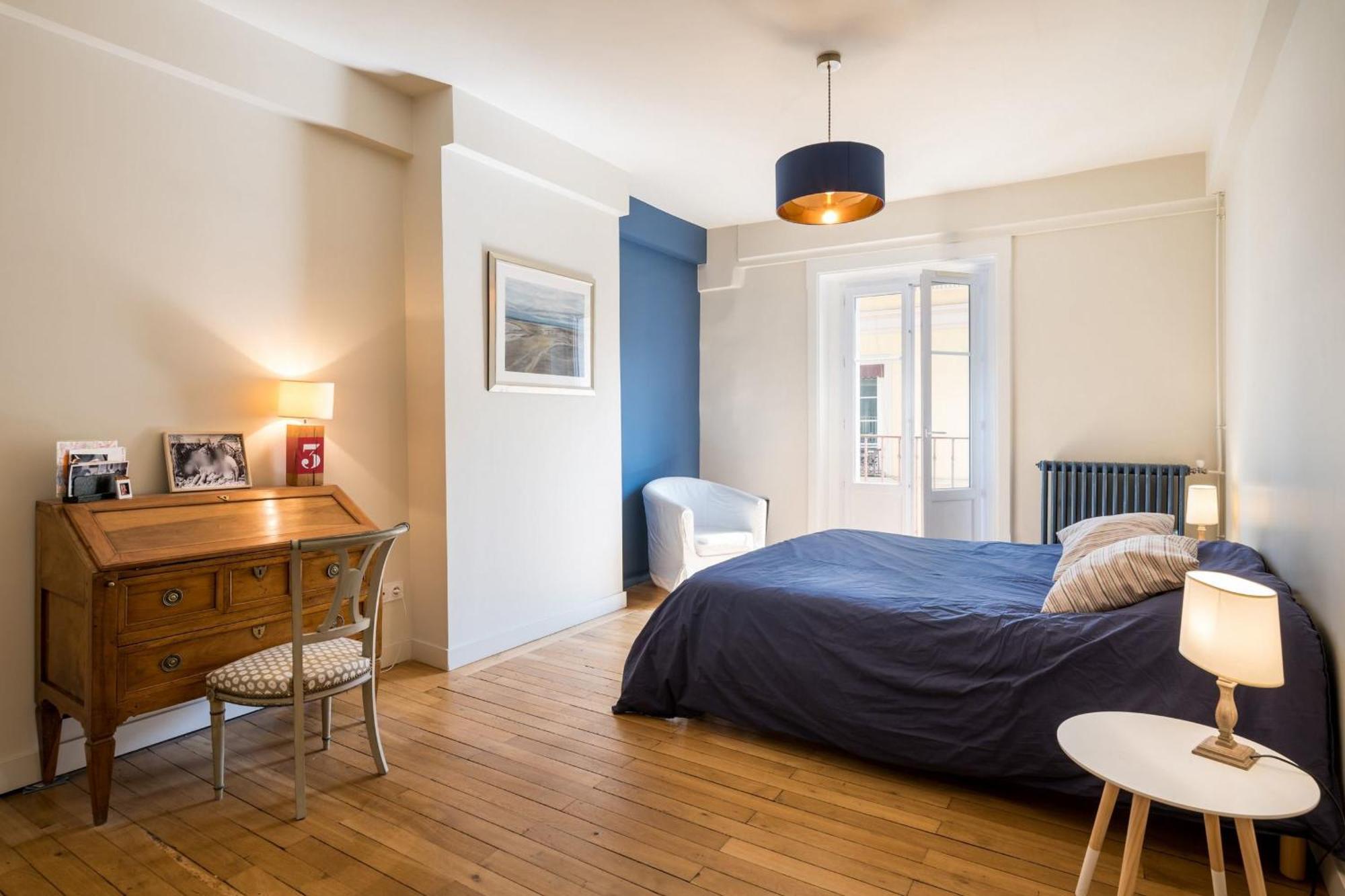 - Renovated Floor * Lyon