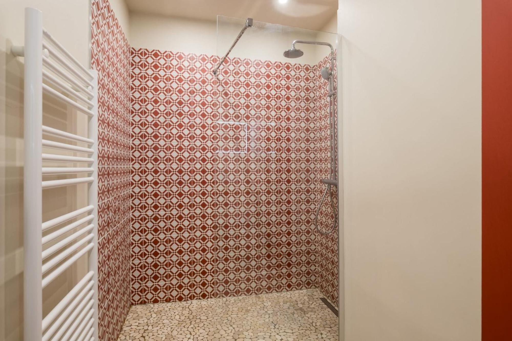 - Renovated Floor