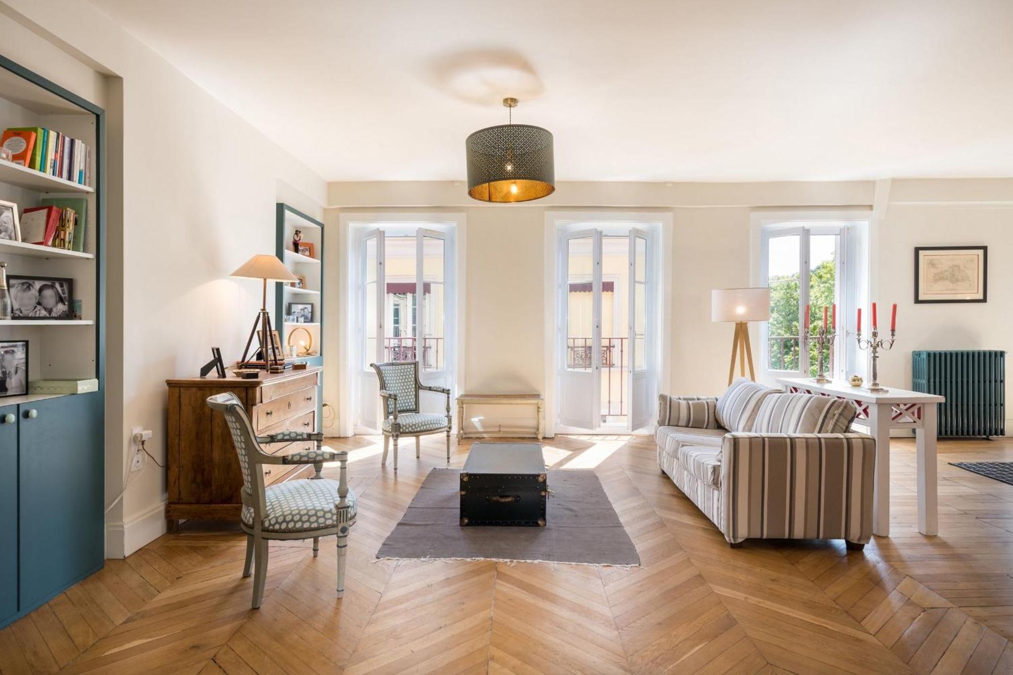 Apartment - Renovated Floor *