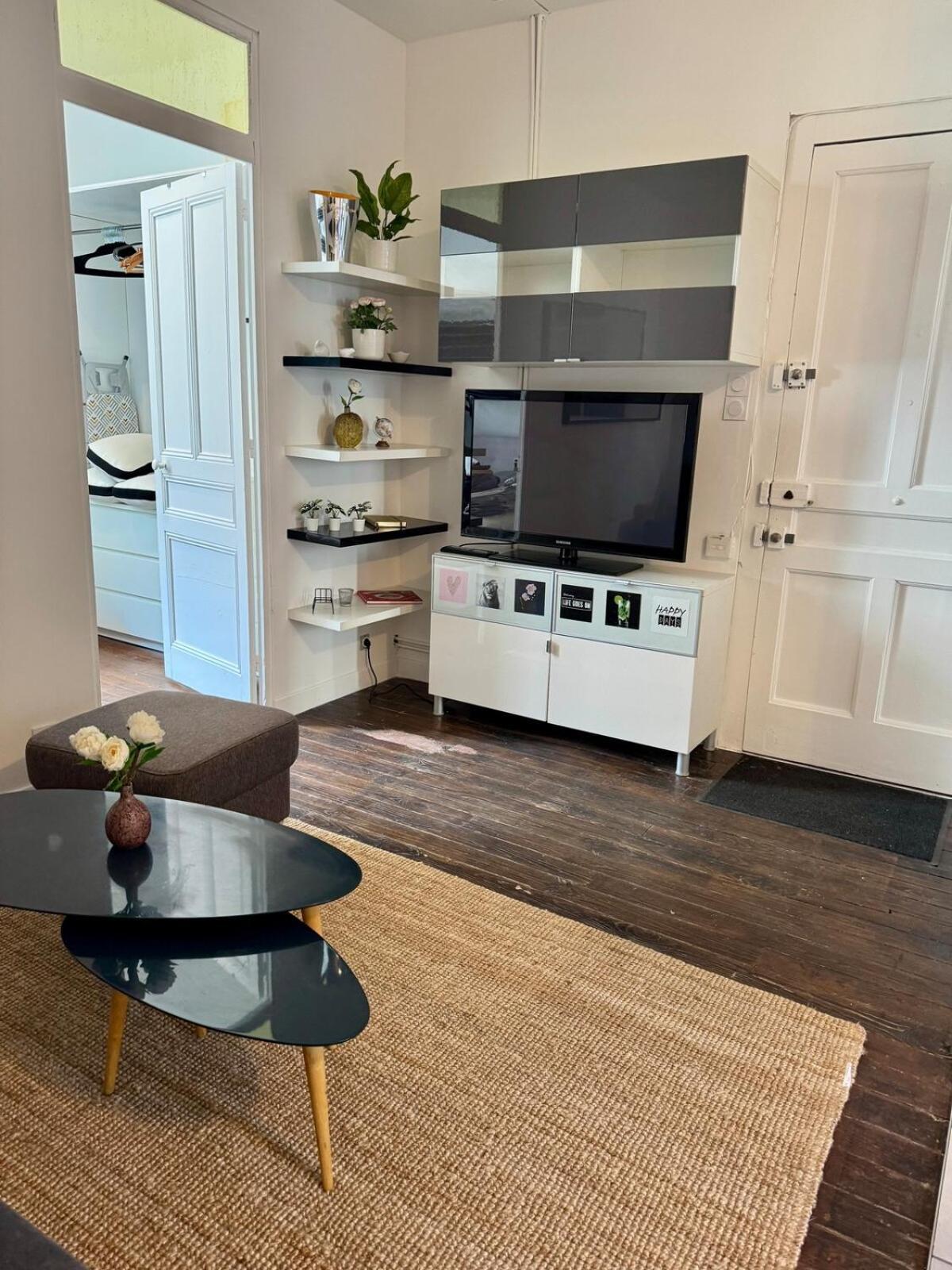 Appartement Chaleureux T2 - Centre - Terrasse Privee
