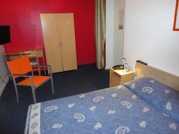 Ho36 Opera Hotel