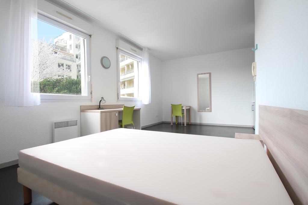 Suiteasy Albert Thomas Appart hôtel *