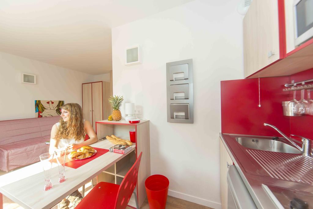 Aparthotel Seven 2*