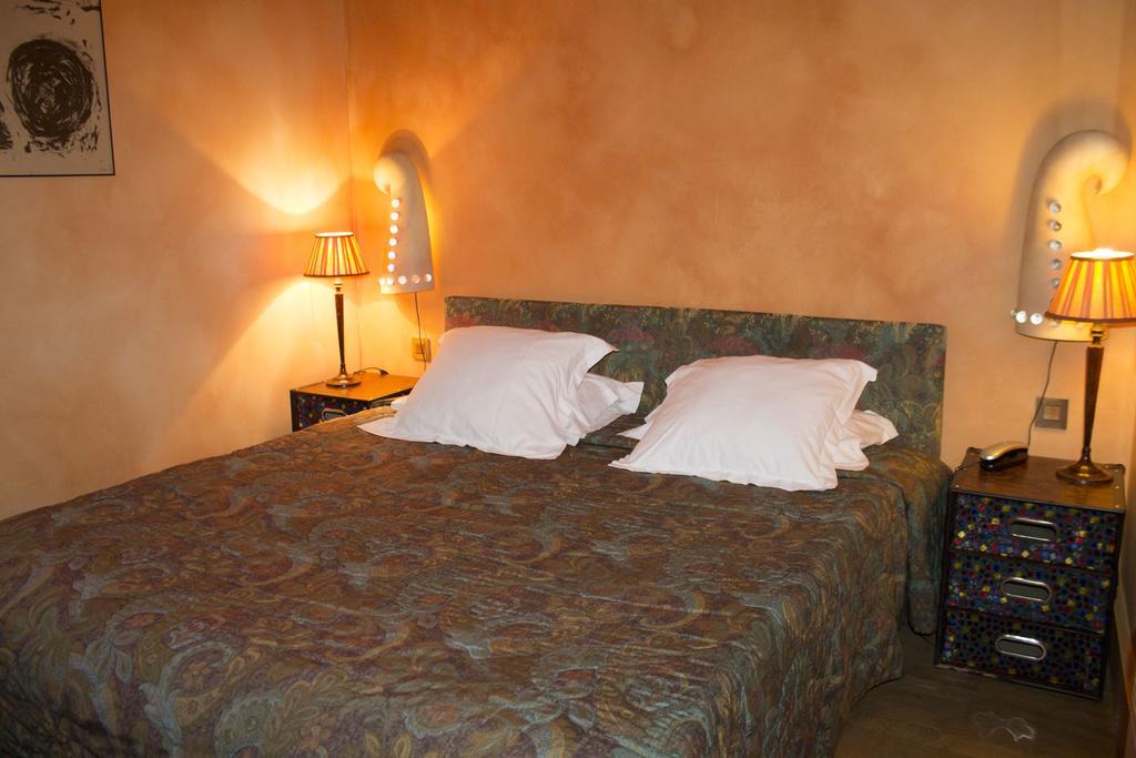 Hotel La Tour Rose Lyon