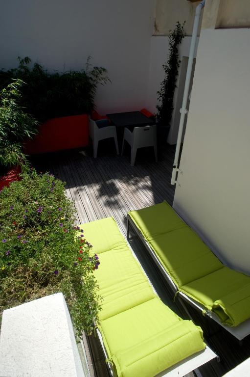 Des Canuts Bed & Breakfast 2*